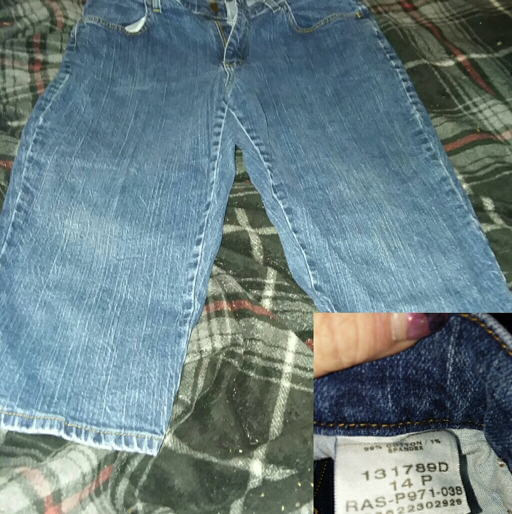 Clothes - Picture 7 of 8